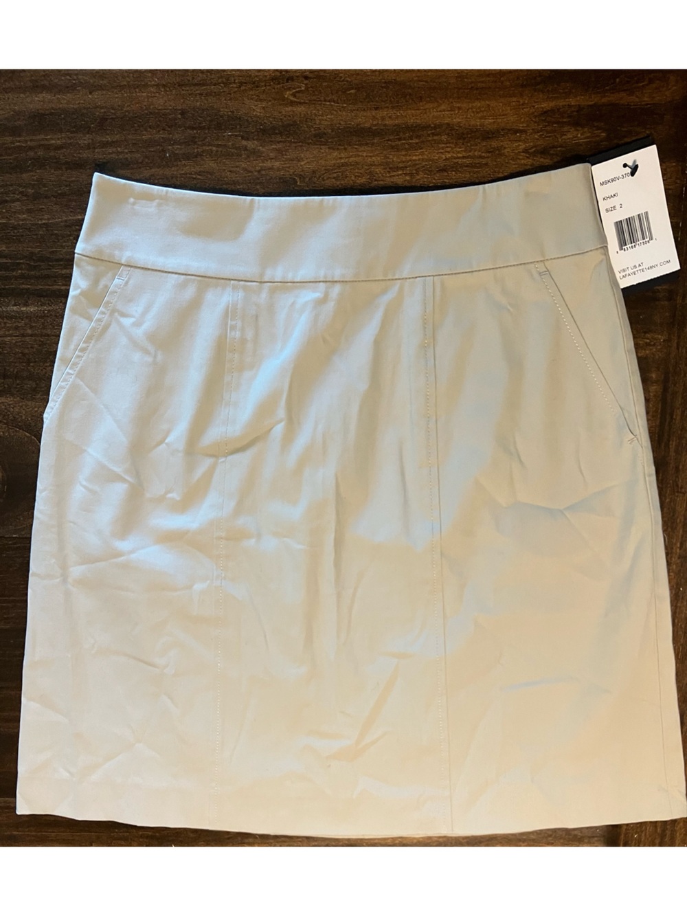 Layfette 148 Women’s khaki colored Skirt-NWT